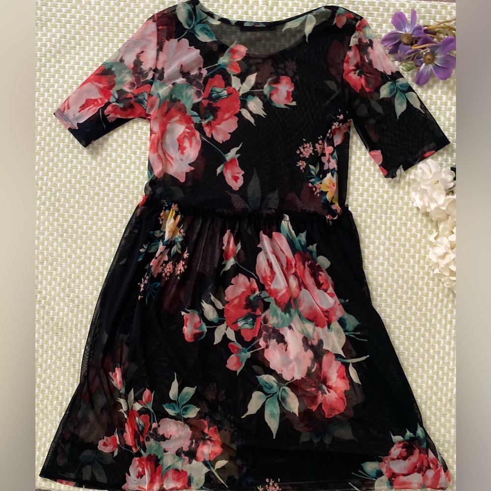 🌺Potters Pot Black Floral Sheer Dress🌺 - Picture 5 of 6